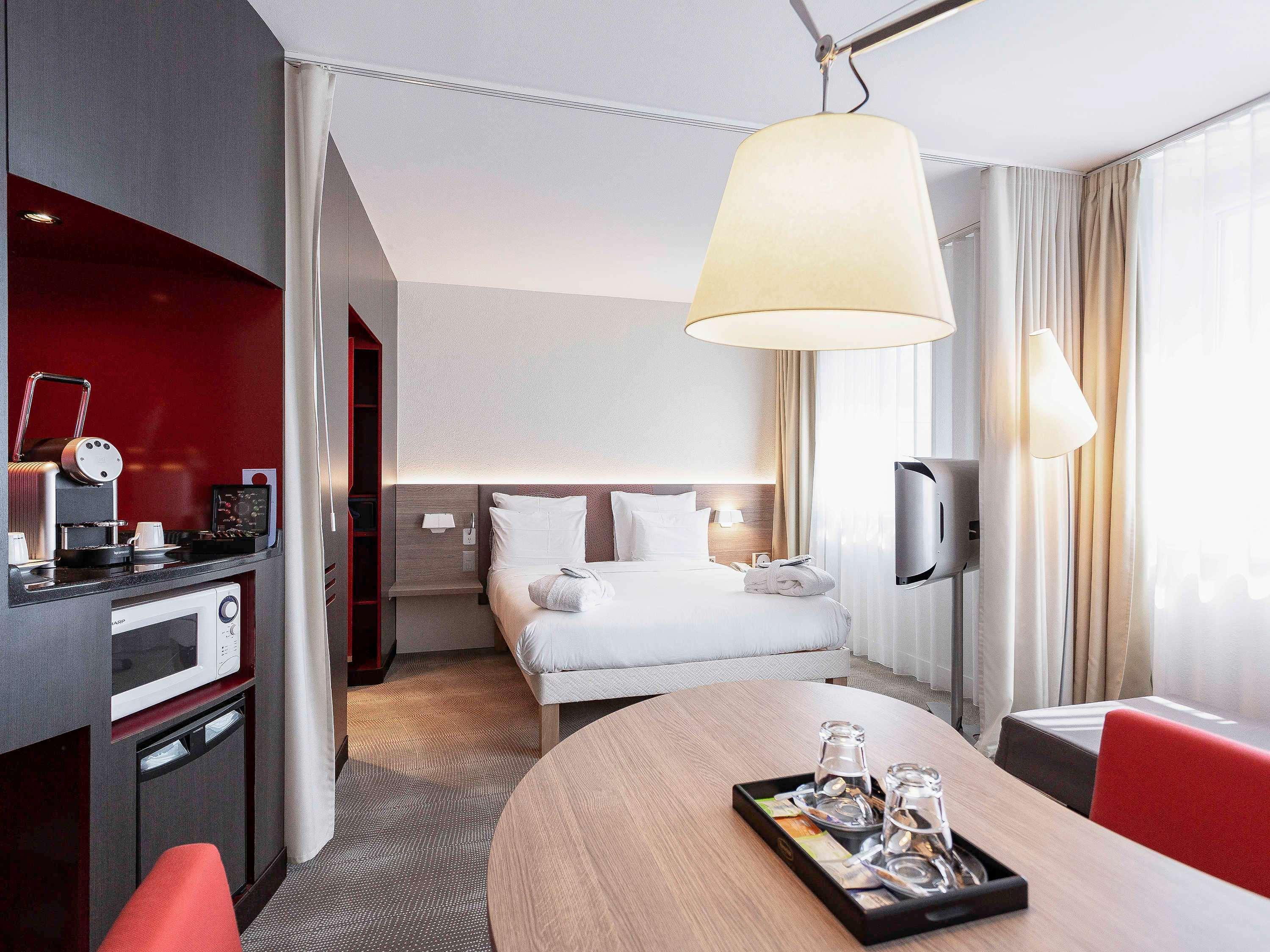 Novotel Suites Geneve Aeroport Vernier Exterior photo