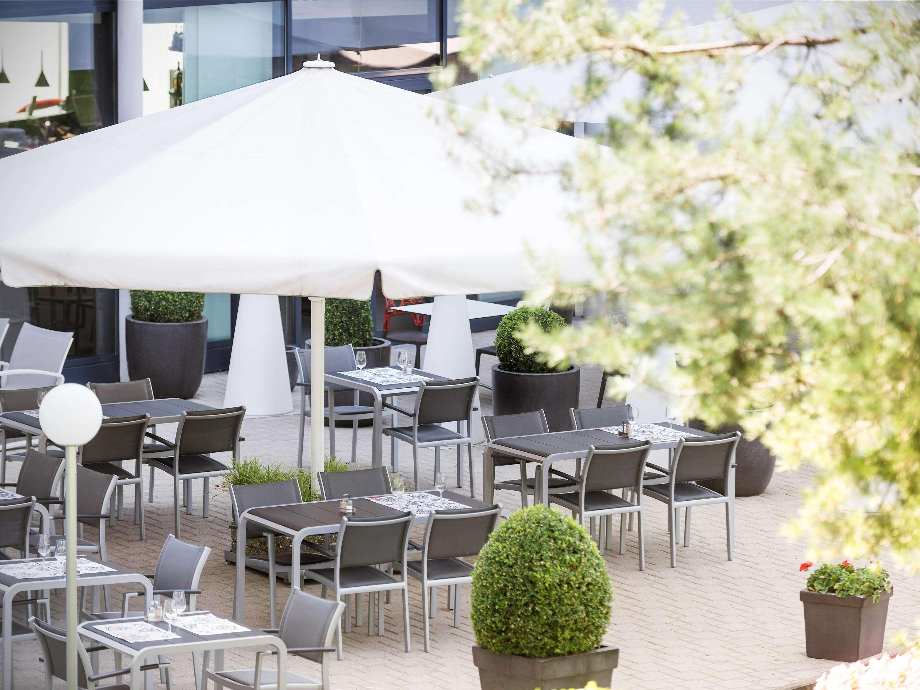Novotel Suites Geneve Aeroport Vernier Exterior photo
