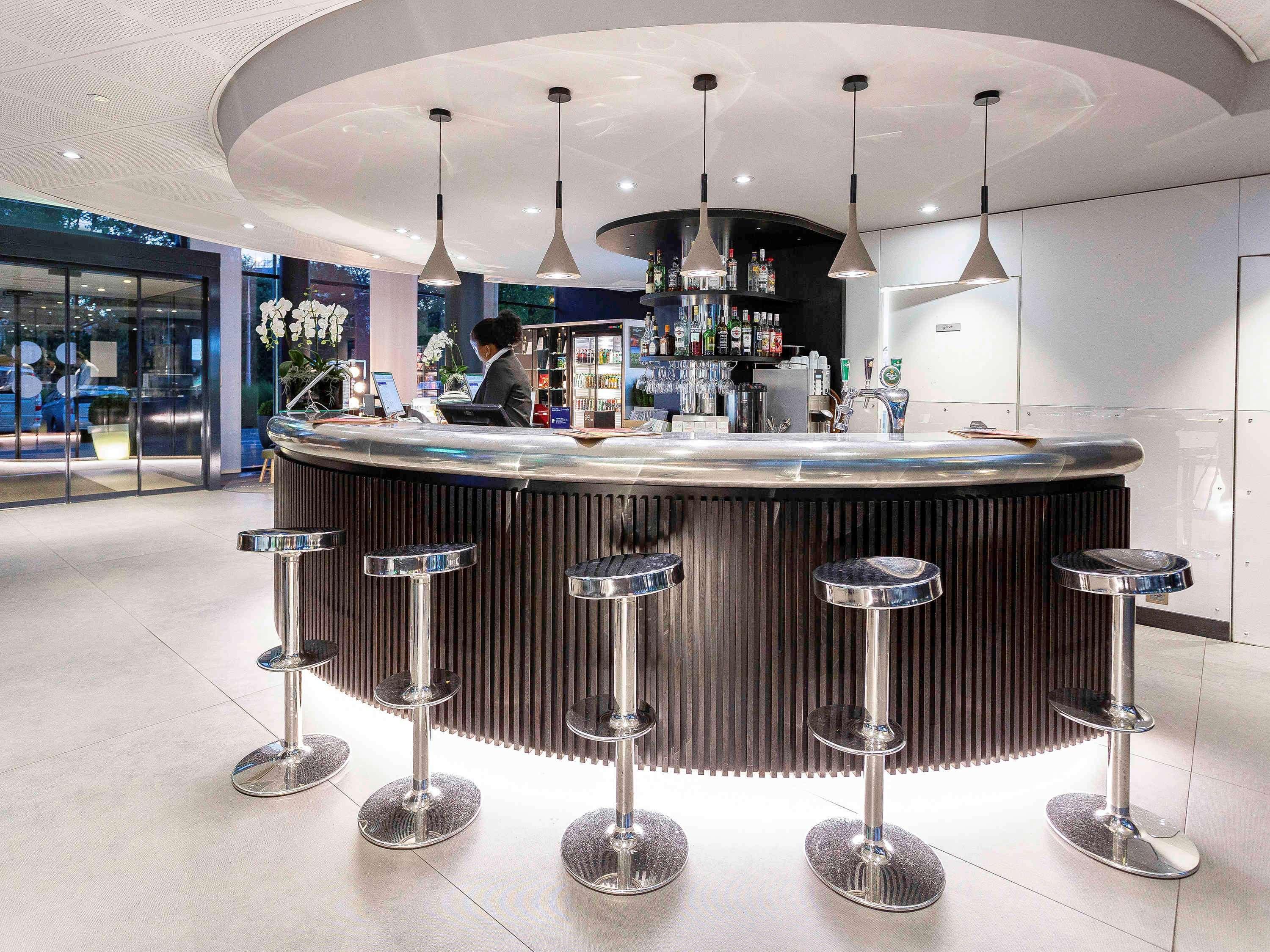 Novotel Suites Geneve Aeroport Vernier Exterior photo