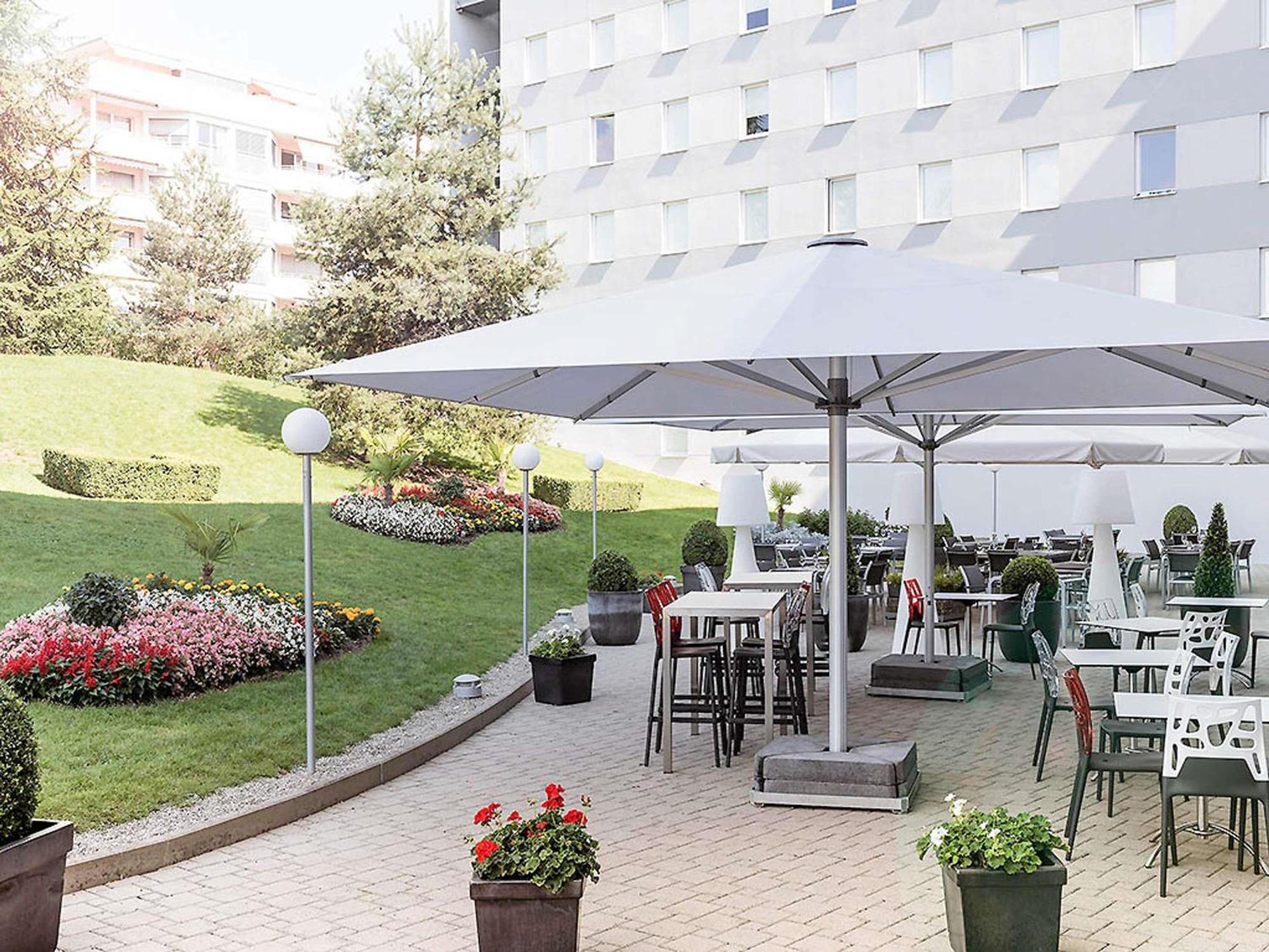 Novotel Suites Geneve Aeroport Vernier Exterior photo
